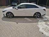 Hyundai Elantra 2020 годаүшін11 000 000 тг. в Актобе – фото 2