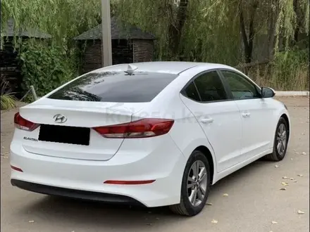 Hyundai Elantra 2017 года за 6 000 000 тг. в Алматы