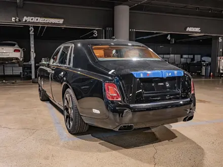 Rolls-Royce Phantom 2024 года за 336 000 000 тг. в Алматы – фото 2