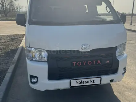Toyota Hiace 2010 года за 8 200 000 тг. в Алматы