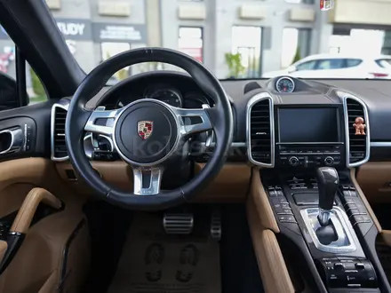 Porsche Cayenne 2014 года за 23 000 000 тг. в Алматы – фото 23