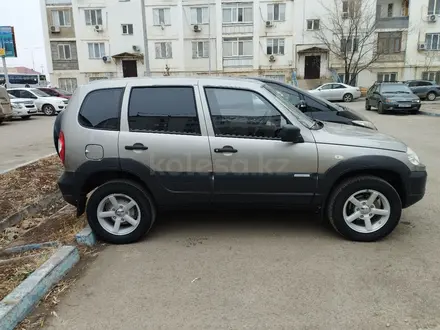 Chevrolet Niva 2013 года за 3 500 000 тг. в Атырау – фото 4