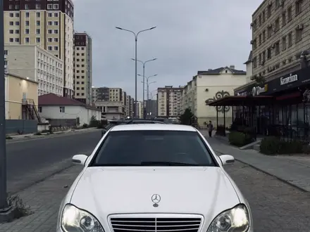 Mercedes-Benz S 320 2001 года за 5 900 000 тг. в Жанаозен