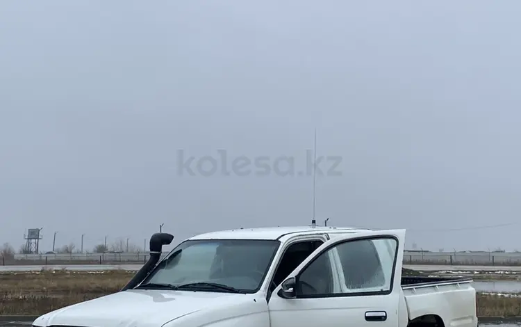 Toyota Hilux 2003 года за 5 700 000 тг. в Актобе