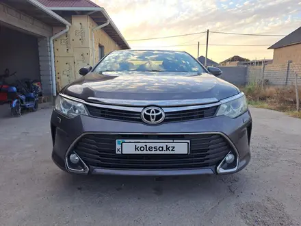 Toyota Camry 2015 года за 10 500 000 тг. в Шымкент