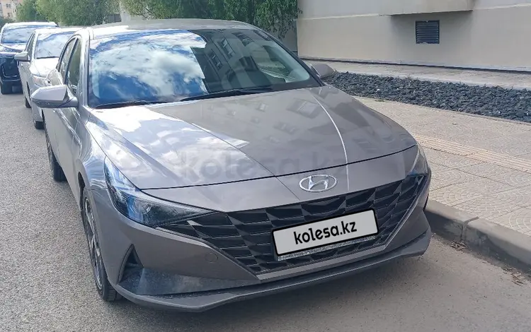Hyundai Elantra 2023 года за 9 800 000 тг. в Атырау