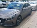 Hyundai Elantra 2023 года за 9 800 000 тг. в Атырау – фото 2