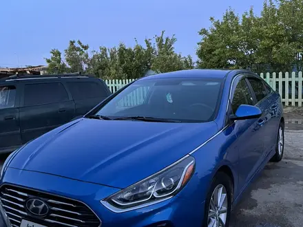 Hyundai Sonata 2018 года за 6 000 000 тг. в Атырау – фото 2