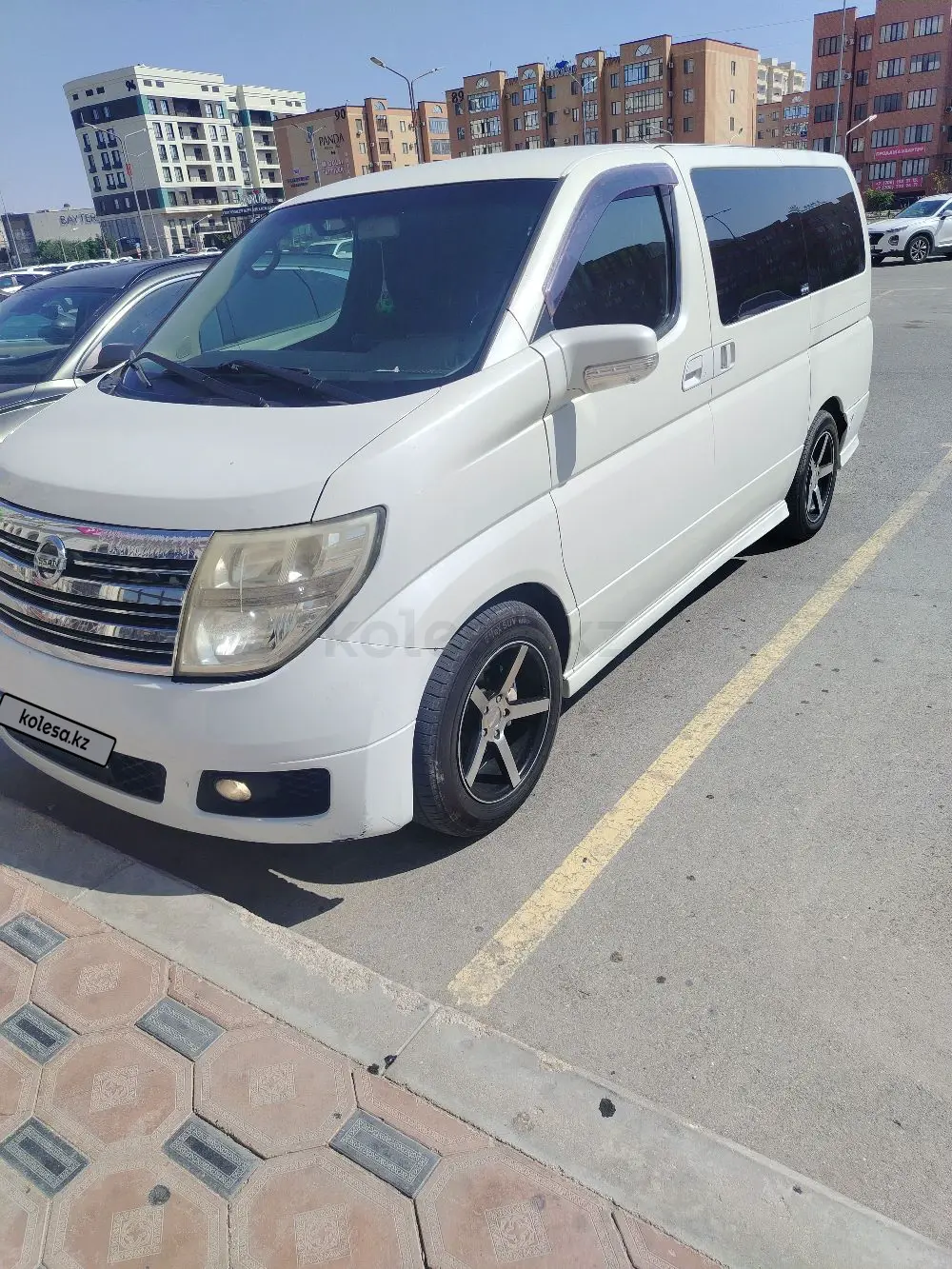 Nissan Elgrand, 2006