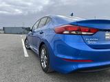 Hyundai Elantra 2016 года за 5 200 000 тг. в Атырау – фото 4