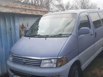 Toyota HiAce Regius 1998 годаүшін3 700 000 тг. в Алматы – фото 4