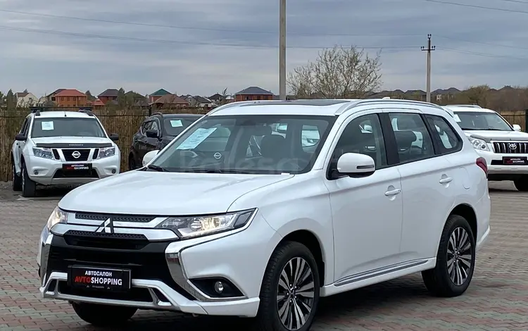 Mitsubishi Outlander 2022 года за 12 900 000 тг. в Актобе