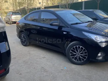 Hyundai Solaris 2022 годаүшін7 750 000 тг. в Уральск – фото 8