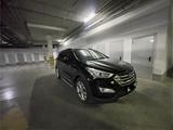 Hyundai Santa Fe 2013 года за 8 800 000 тг. в Астана – фото 3