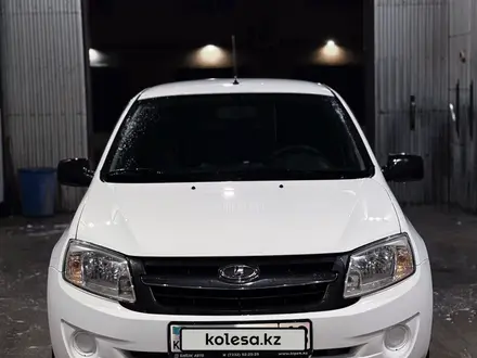 ВАЗ (Lada) Granta 2190 2014 года за 3 050 000 тг. в Семей