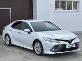 Toyota Camry 2019 года за 14 700 000 тг. в Караганда – фото 4