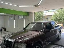 Mercedes-Benz E-Class, 1993