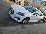 Hyundai Sonata 2017 годаfor7 700 000 тг. в Алматы