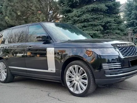 Land Rover Range Rover 2018 года за 41 000 000 тг. в Алматы – фото 2