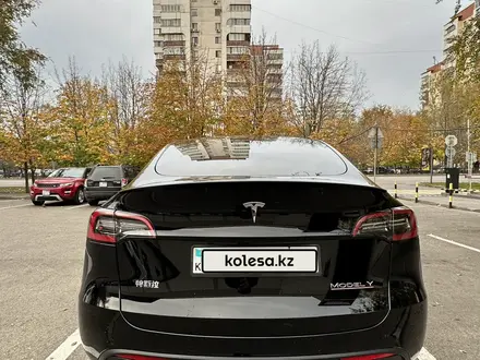Tesla Model Y 2023 года за 19 800 000 тг. в Алматы – фото 5