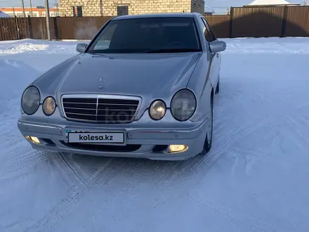 Mercedes-Benz E 320 2001 года за 5 400 000 тг. в Актобе