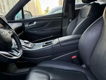 Hyundai Santa Fe 2023 года за 14 500 000 тг. в Алматы – фото 12