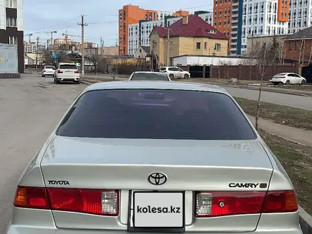 Toyota Camry 2000 года за 3 000 000 тг. в Астана – фото 4