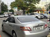 Toyota Camry 2011 года за 7 450 000 тг. в Атырау – фото 3