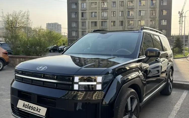 Hyundai Santa Fe 2024 года за 19 000 000 тг. в Алматы