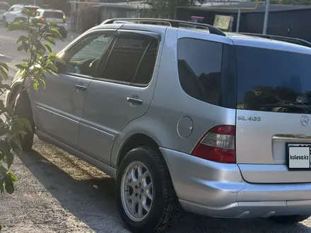 Mercedes-Benz ML 400 2003 года за 5 200 000 тг. в Конаев (Капшагай) – фото 2