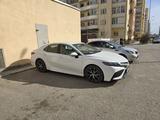 Toyota Camry 2021 года за 16 000 000 тг. в Актау