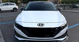 Hyundai Elantra 2022 года за 9 999 999 тг. в Астана