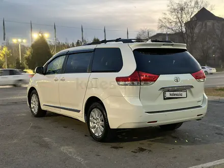 Toyota Sienna 2012 года за 12 200 000 тг. в Тараз – фото 10