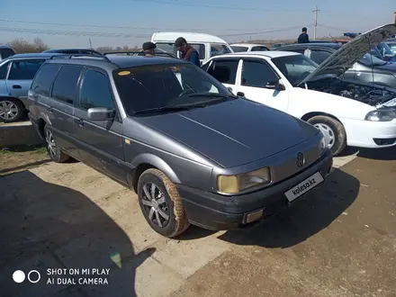 Volkswagen Passat 1993 года за 1 350 000 тг. в Жетысай – фото 3