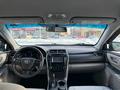 Toyota Camry 2016 годаfor8 500 000 тг. в Актобе – фото 9