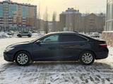 Toyota Camry 2016 годаfor8 500 000 тг. в Актобе – фото 3