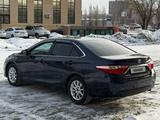 Toyota Camry 2016 годаfor8 500 000 тг. в Актобе – фото 4