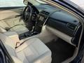 Toyota Camry 2016 годаfor8 500 000 тг. в Актобе – фото 6