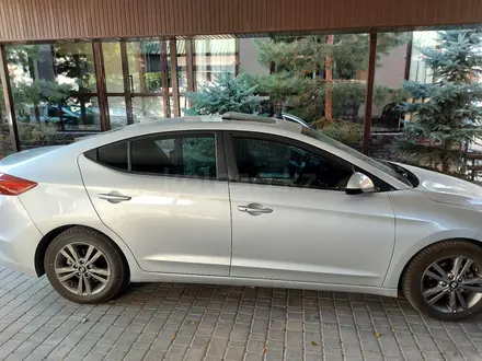 Hyundai Elantra 2017 года за 6 500 000 тг. в Тараз – фото 6