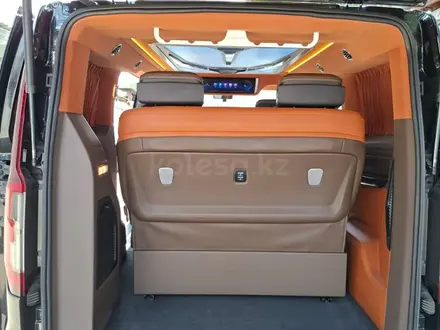 Hyundai Staria 2024 года за 26 700 000 тг. в Алматы – фото 9
