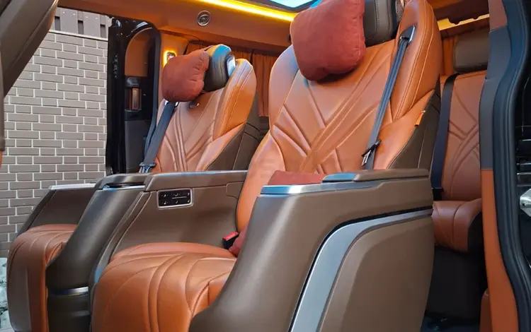 Hyundai Staria 2024 года за 26 700 000 тг. в Алматы