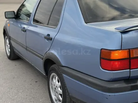 Volkswagen Vento 1993 года за 1 200 000 тг. в Караганда – фото 8