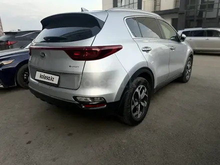 Kia Sportage 2019 года за 11 900 000 тг. в Усть-Каменогорск – фото 2