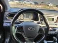 Hyundai Elantra 2018 годаүшін7 500 000 тг. в Астана – фото 14