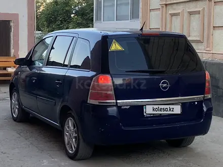 Opel Zafira 2007 года за 4 000 000 тг. в Атырау – фото 2