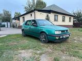 Volkswagen Golf 1992 года за 600 000 тг. в Алматы