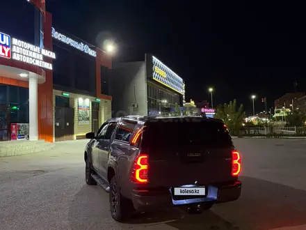 Toyota Hilux 2021 года за 24 000 000 тг. в Актобе – фото 4