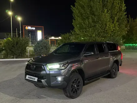 Toyota Hilux 2021 года за 24 000 000 тг. в Актобе