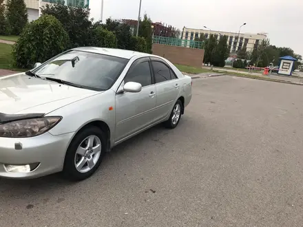 Toyota Camry 2004 года за 7 000 000 тг. в Алматы – фото 3