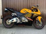 Honda  CBR 600 RR 2006 года за 2 600 000 тг. в Петропавловск